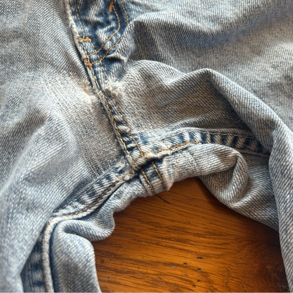 Vintage Levi's 550 Relaxed Fit Work Chore Jeans Flawed 2 pairs 34 x 34 - Picture 7 of 16